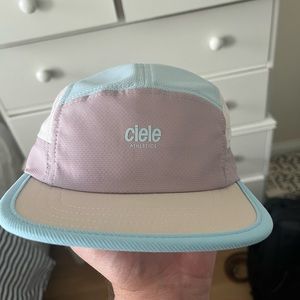 Ciele running hat